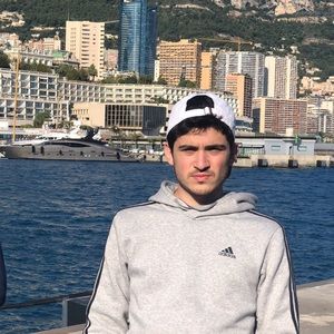 Meet your Posher, Javier